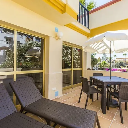 Romana Playa Estudio * Marbella