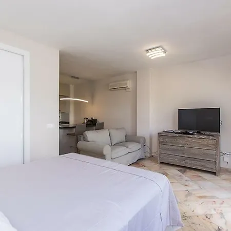 Romana Playa Estudio Marbella
