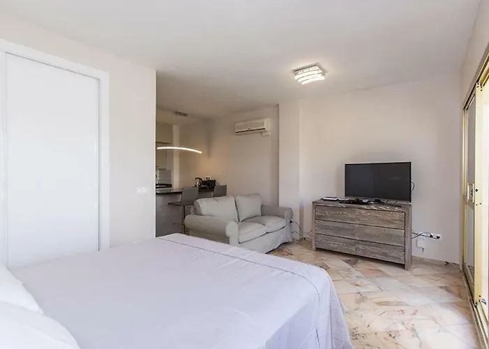 Romana Playa Estudio Marbella